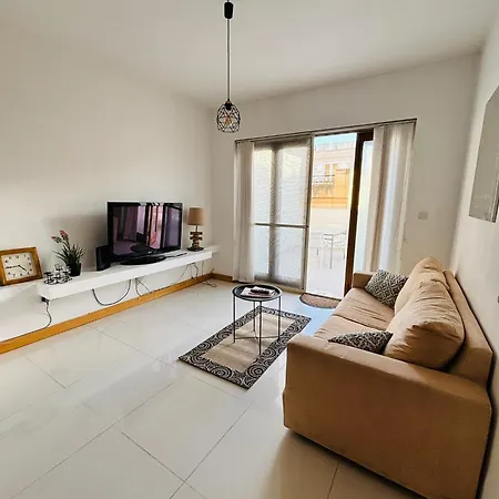 Apartment Beautiful Penthouse In Selima *